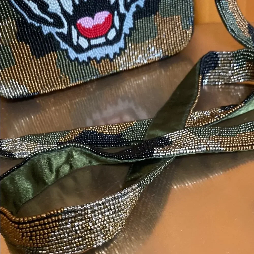 Hand Beaded Tiger Crossbody Bag Camo 7”x6”x2” w/ 23” Drop Zipper Tiana